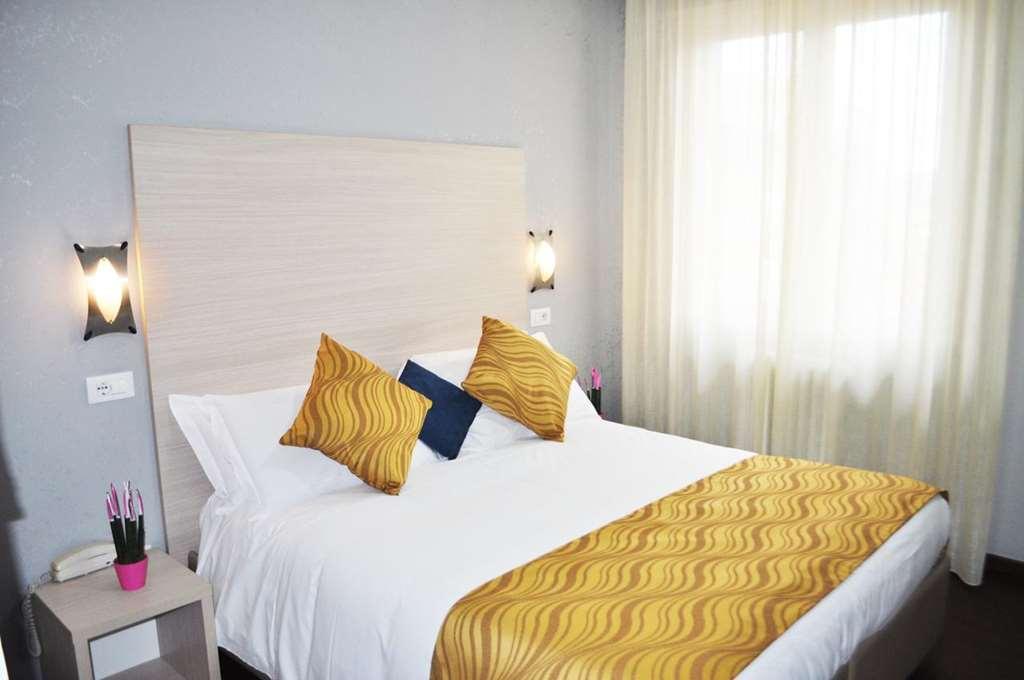 Hotel Gran Sasso & Spa Teramo Phòng bức ảnh