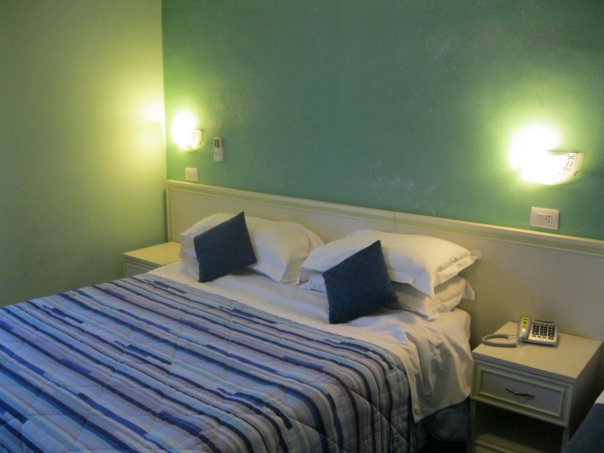 Hotel Gran Sasso & Spa Teramo Ngoại thất bức ảnh