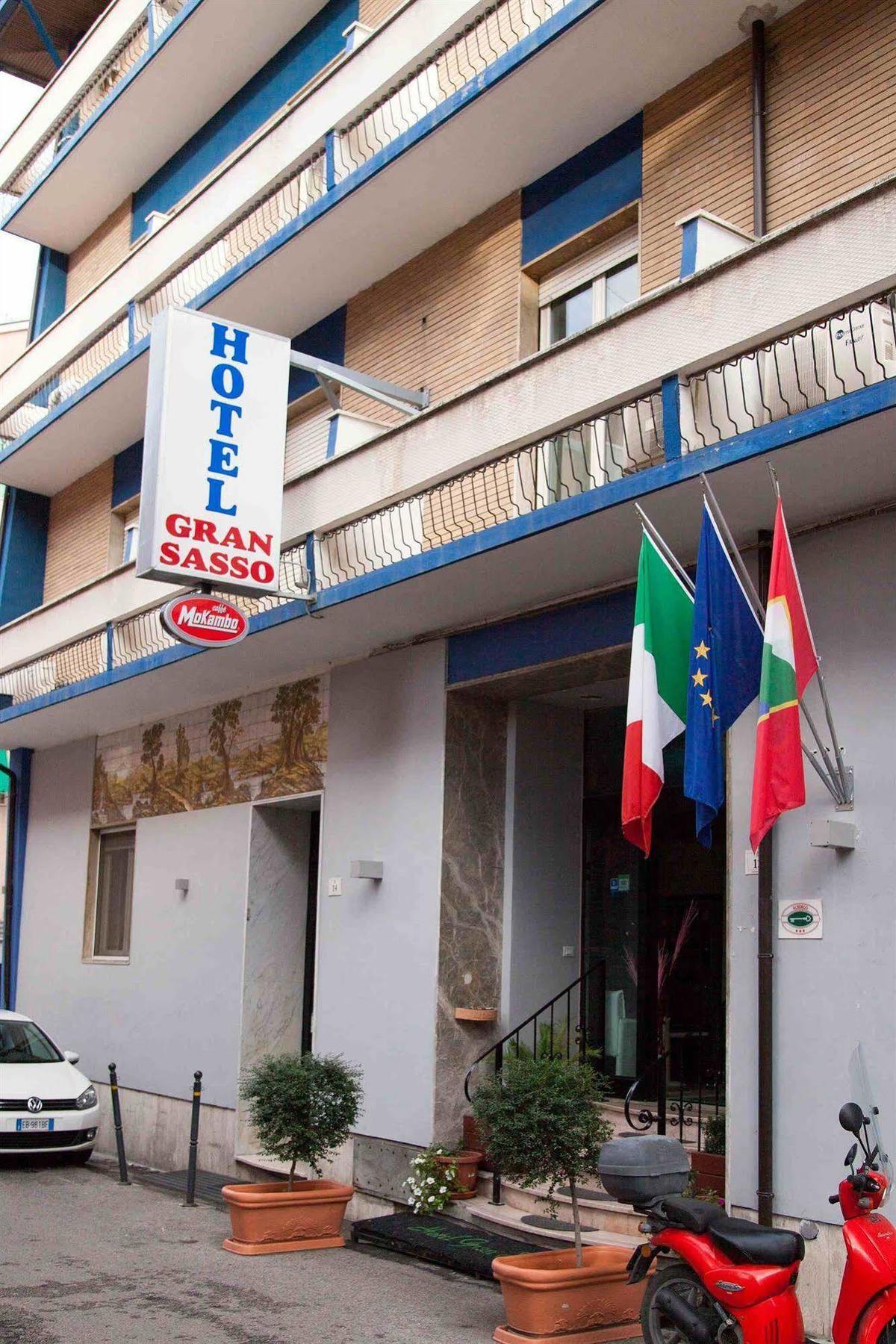 Hotel Gran Sasso & Spa Teramo Ngoại thất bức ảnh